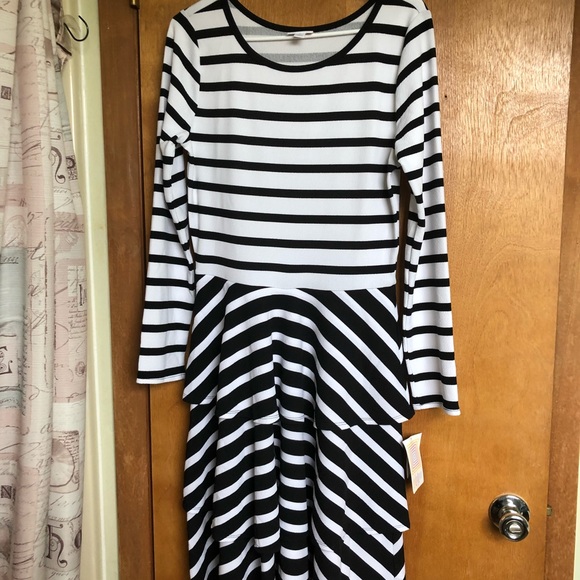 Lularoe - Picture 5 of 6